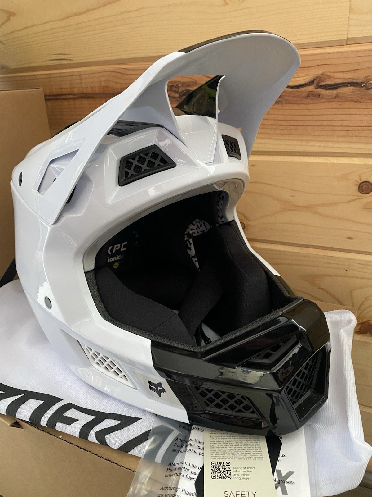 Fox Racing Rampage Pro Carbon MIPS MTB Helmet White Black Large L NWT