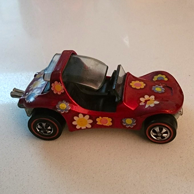 Hot Wheels Sand Crab 1983 1:64 Diecast Car Red Flower Decals Custom Unboxed