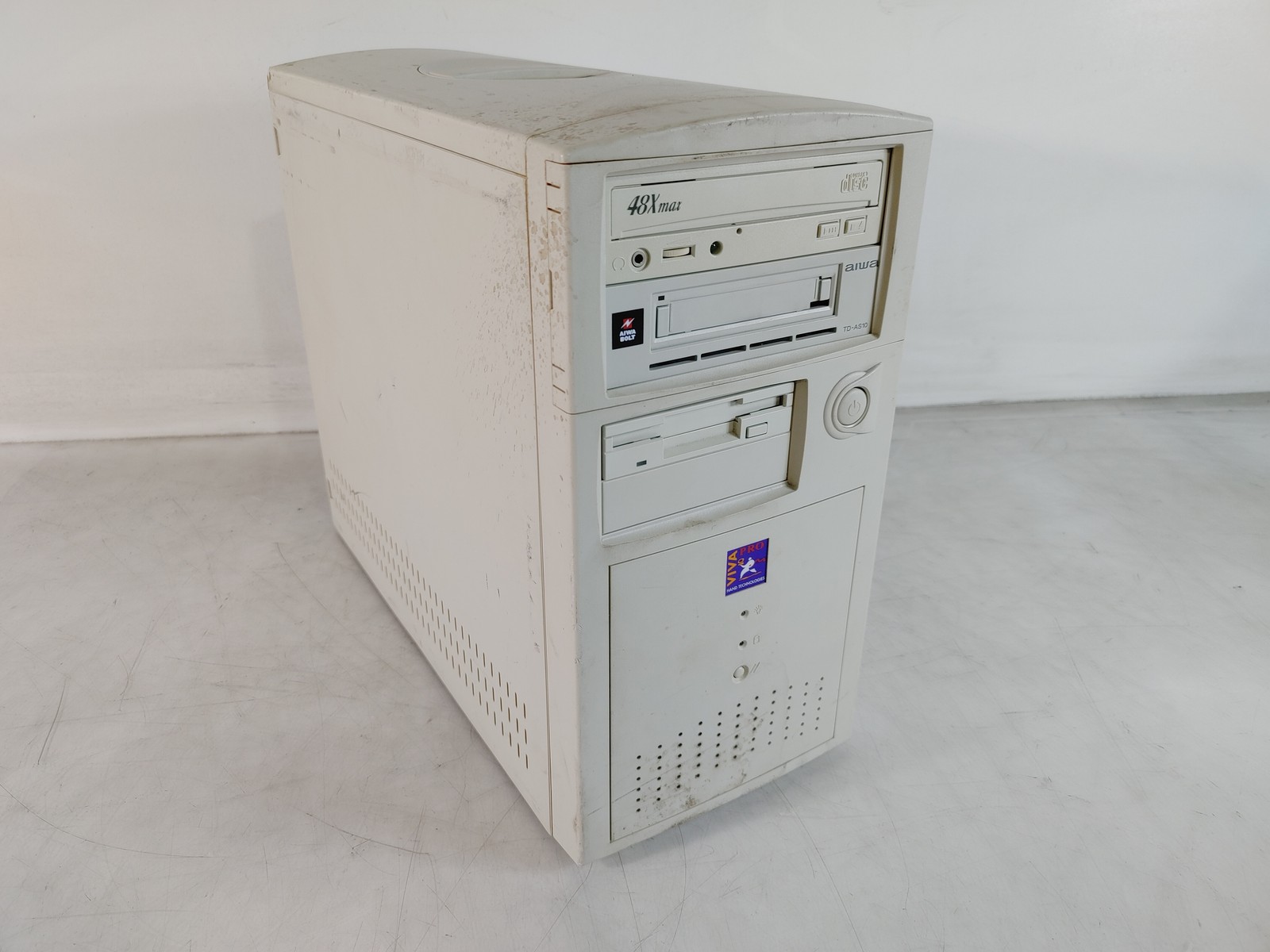Vintage SOYO SY-5STM Cyrix M II-300GP 75 MHz 64 MB SDRAM Desktop For Parts