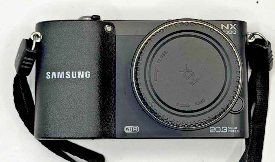 Samsung NX1000 Mirrorless Digital Camera - Black (Body Only)