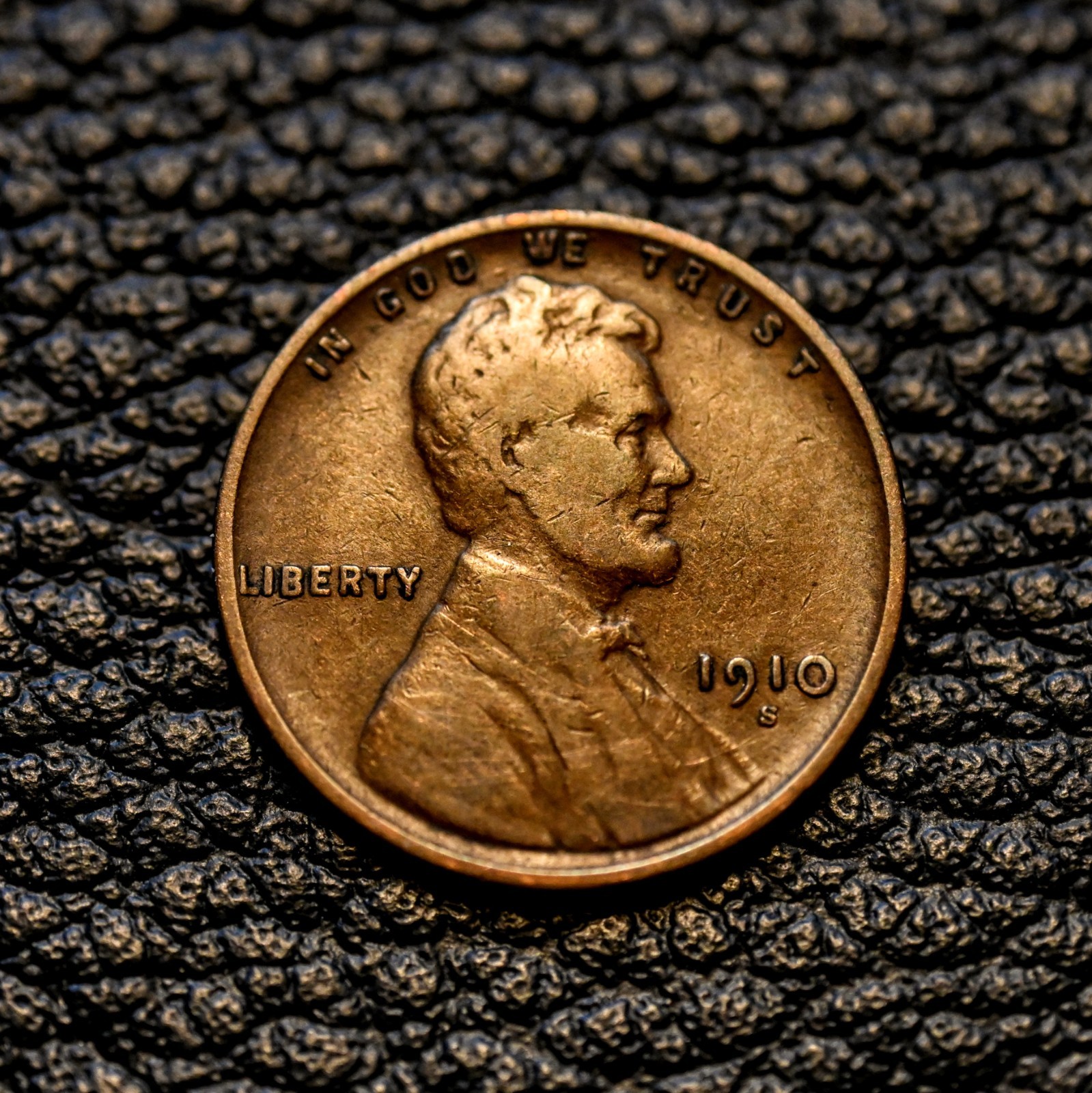 1910-S Lincoln Wheat Cent ~ FINE (F / FN) Condition ~ COMBINED SHIPPING 1910-S Lincoln Wheat Cent ~ FINE (F / FN) Condition ~ COMBINED SHIPPING