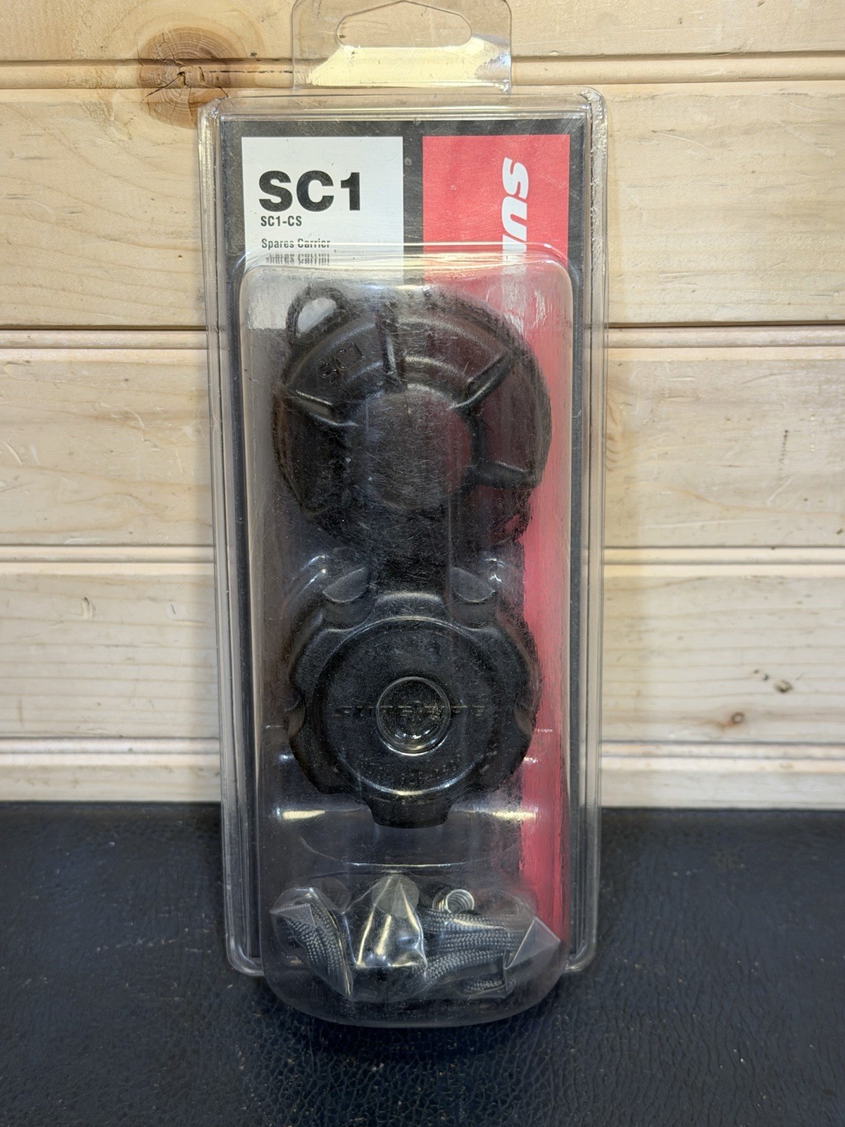 SureFire Spares Carrier, 6-Battery, Short SC1 Spare Battery Carrier NOS SureFire Spares Carrier, 6-Battery, Short SC1 Spare Battery Carrier NOS