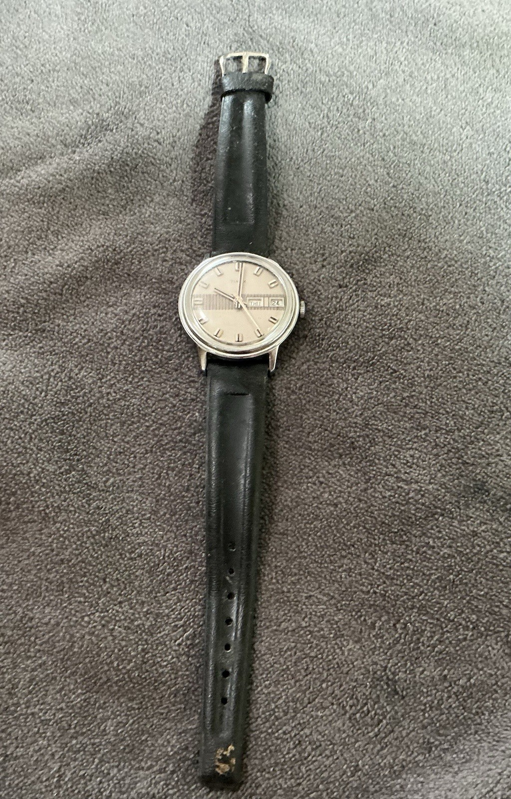 Vintage Timex 16850-02774 Mercury Day Date Manual Wind Watch Barcode Style -Runs