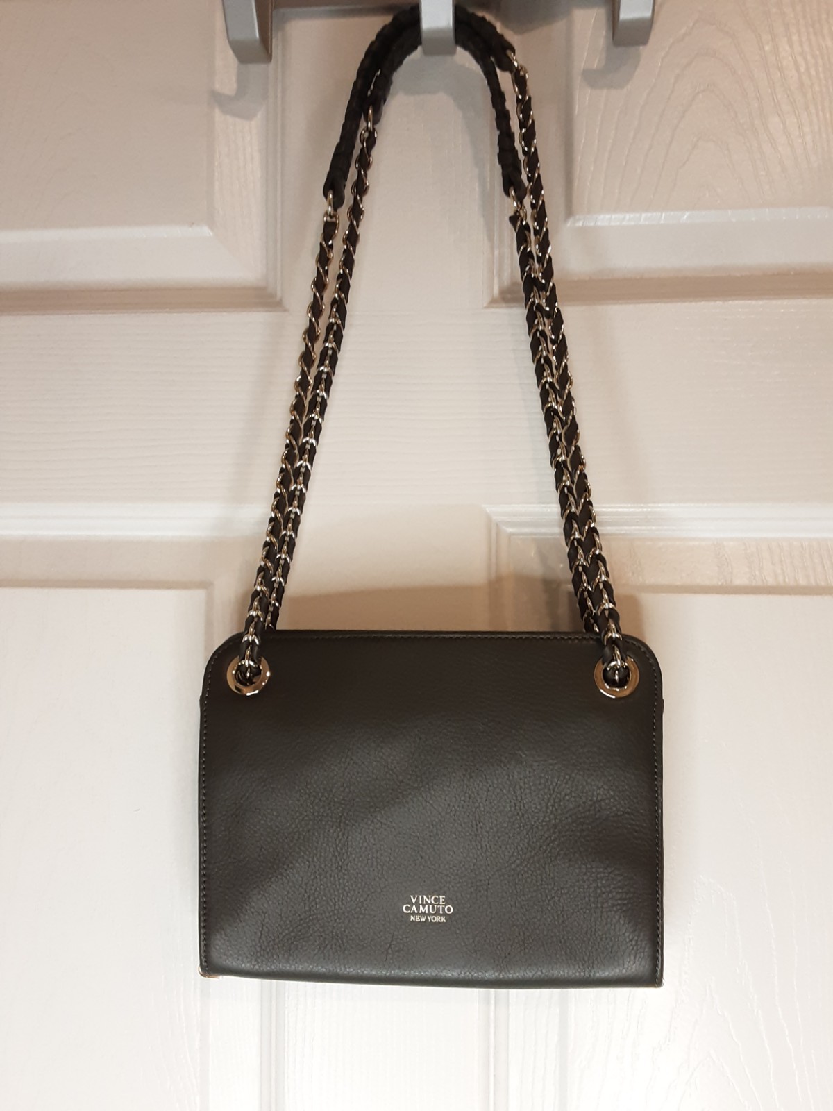 Vince Camuto Olive Green Small Shoulder Bag Chain Strap Detachable Lined Pockets