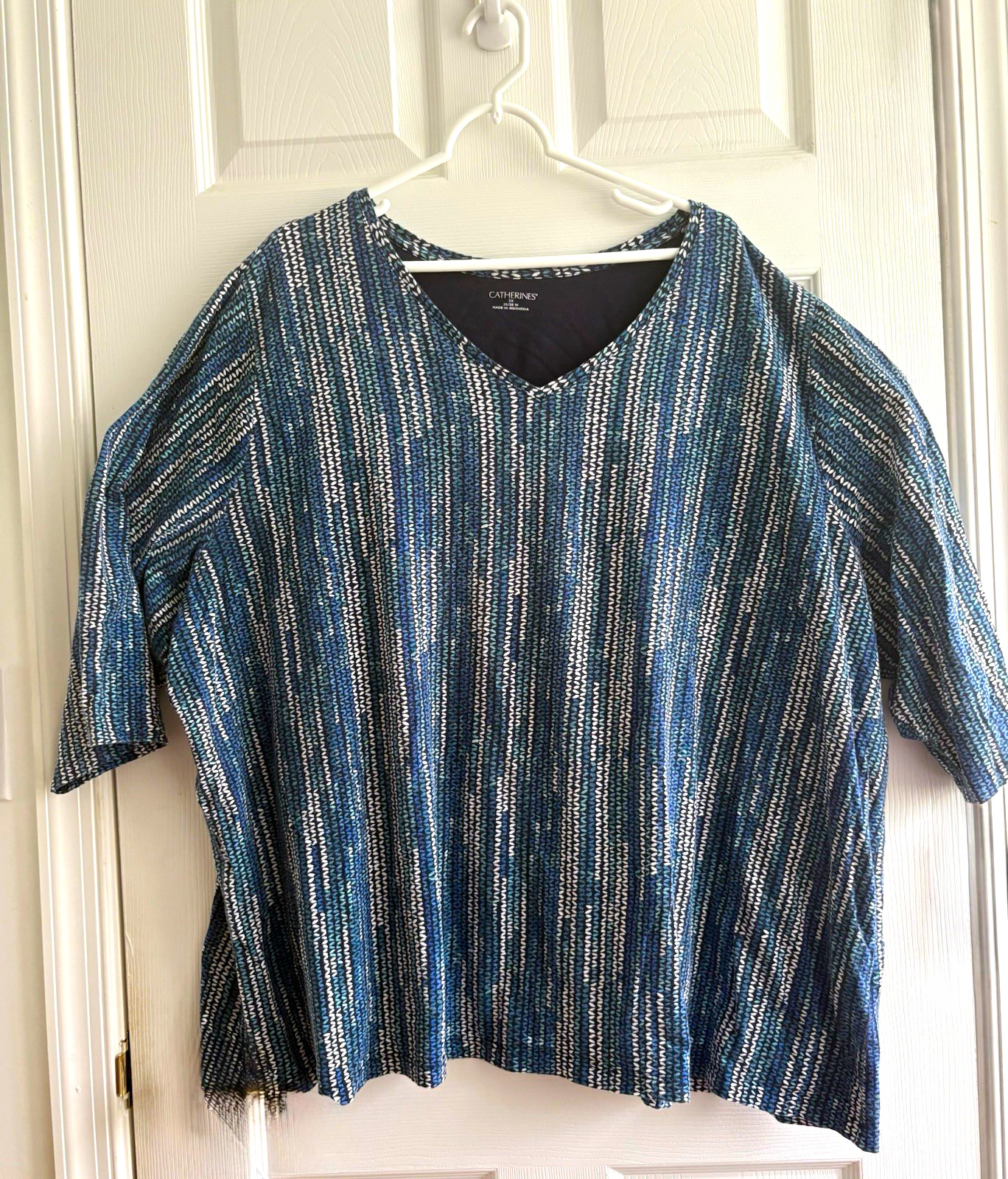 Catherines Women\'s Plus 3X Striped V-Neck 3/4 Sleeve Knit Stretch Top Blue