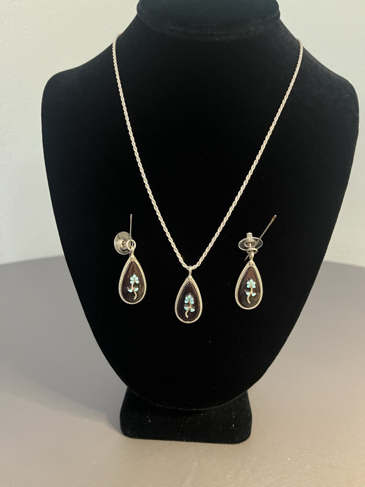 Vintage Native American Zuni  Lasiloo 3D Turquoise Onyx Necklace & Earrings
