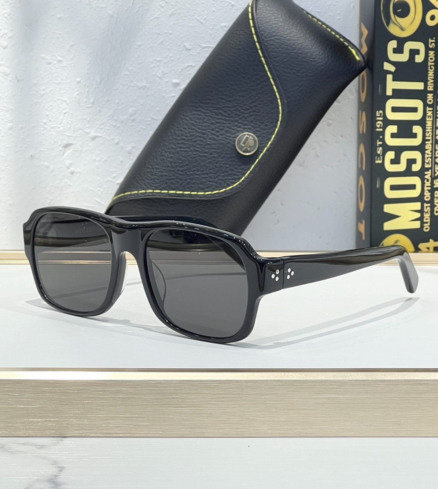 MOSCOT SHVITZ Sunglasses 57-19 145 Eyewear Classic Style