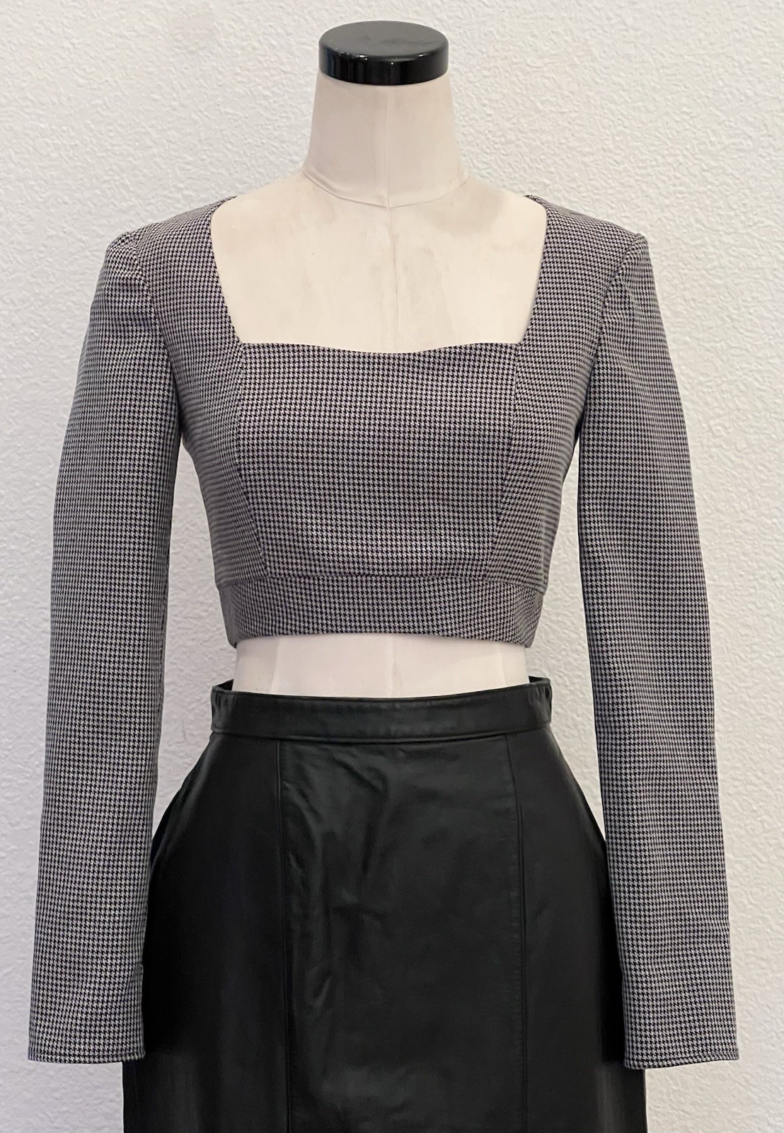 Wayf Mini Houndstooth Cropped Longsleeve Top XS NWT Nordstrom Y2K Capsule