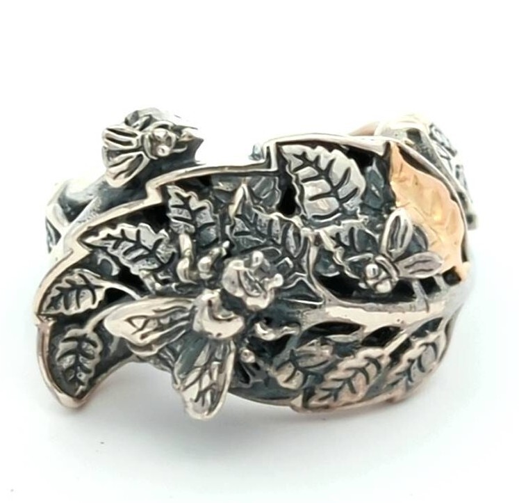 Video Limited Edition Samuel B 18K Gold 925 Sterling Silver Leaf 🍀 Ring Artisan Video Limited Edition Samuel B 18K Gold 925 Sterling Silver Leaf 🍀 Ring Artisan