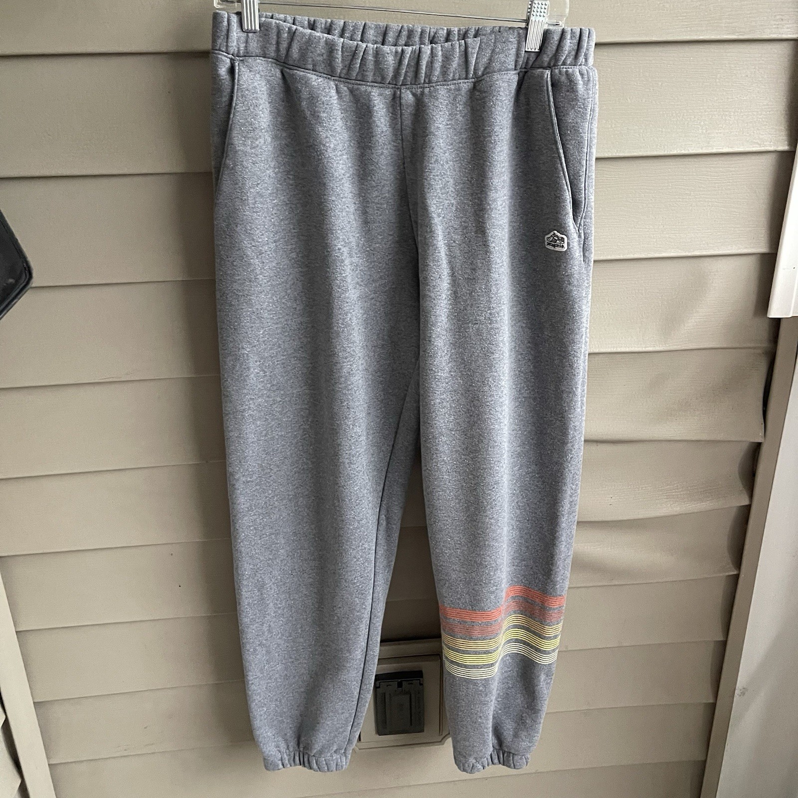 Patagonia Line Logo Ridge Stripe Uprisal Sweatpants Mens Medium Gray Retro Patagonia Line Logo Ridge Stripe Uprisal Sweatpants Mens Medium Gray Retro