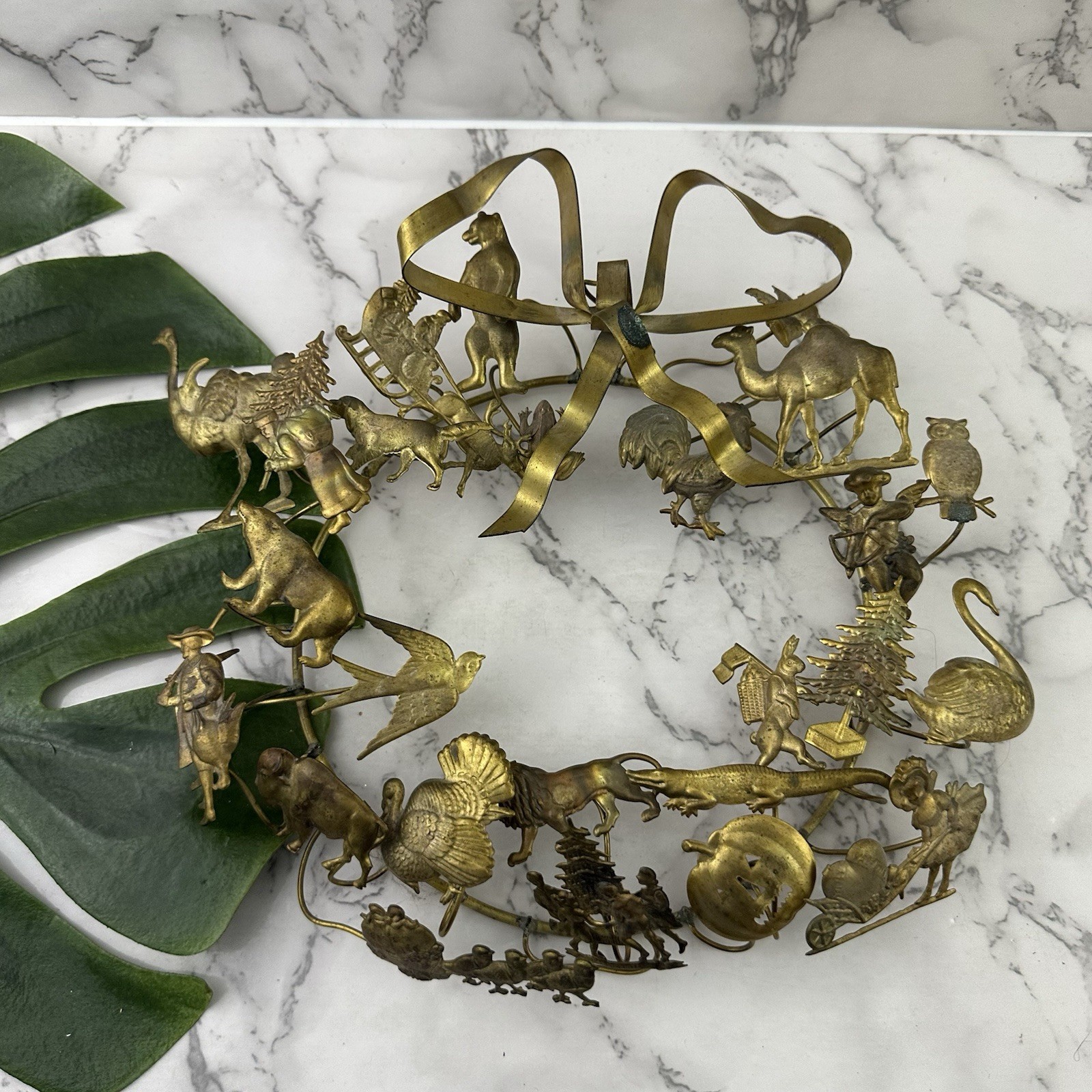 Vintage Dresden Style Petite Choses Brass Metal All Holiday Season Wreath 10 in Vintage Dresden Style Petite Choses Brass Metal All Holiday Season Wreath 10 in