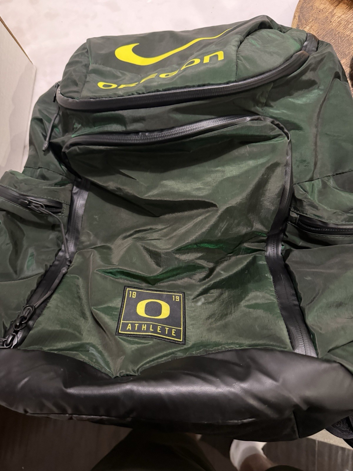 Nike Oregon Ducks Team Issued Athlete Utility Elite Backpack 2018 2019 PE RARE Nike Oregon Ducks Team Issued Athlete Utility Elite Backpack 2018 2019 PE RARE