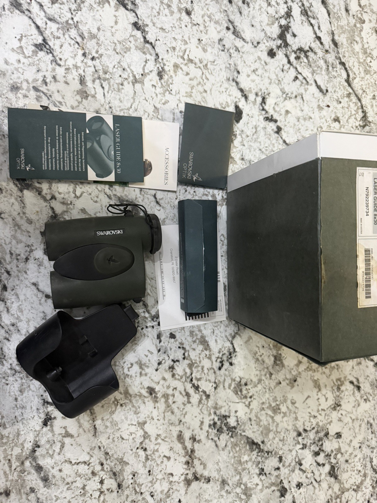 Swarovski Optik LG Laser Guide 8x30 Range Finder, hunting golf birding w/Manual Swarovski Optik LG Laser Guide 8x30 Range Finder, hunting golf birding w/Manual
