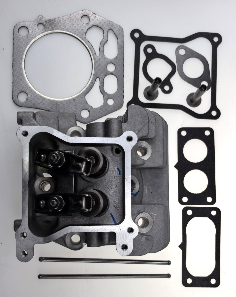 Complete Right Cylinder Head Set for Toro TimeCutter SW/ZS5000 SS/MX4250 Complete Right Cylinder Head Set for Toro TimeCutter SW/ZS5000 SS/MX4250