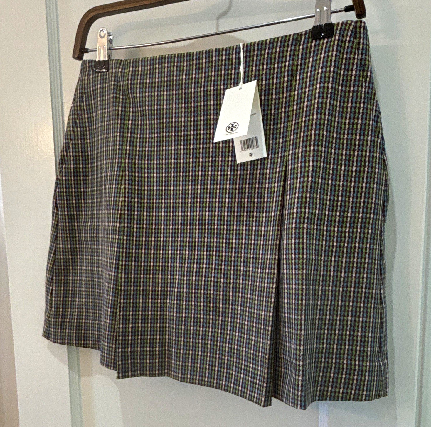 Tory Burch NWT Women\'s Golf Skort Plaid Pleated w/Short Lined, Size 4