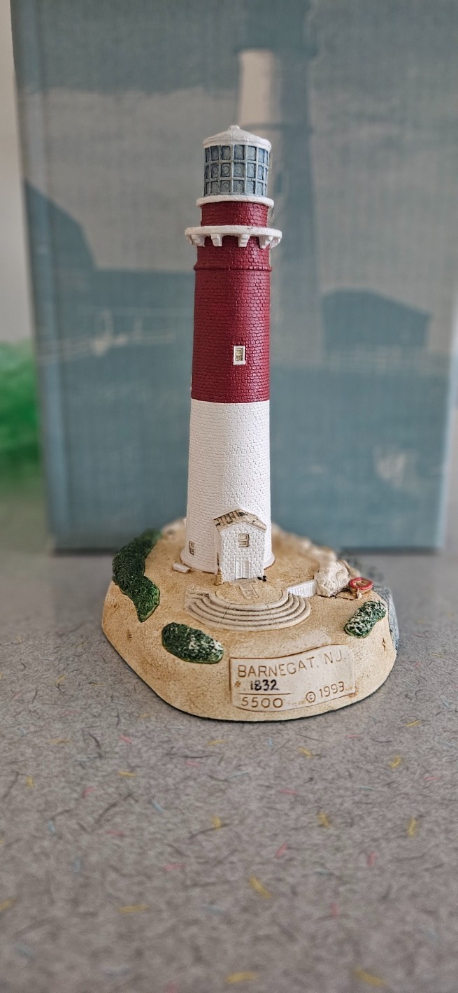 Harbour Lights Lighthouse Barnegat New Jersey #139 LE #1832/5500 1993
