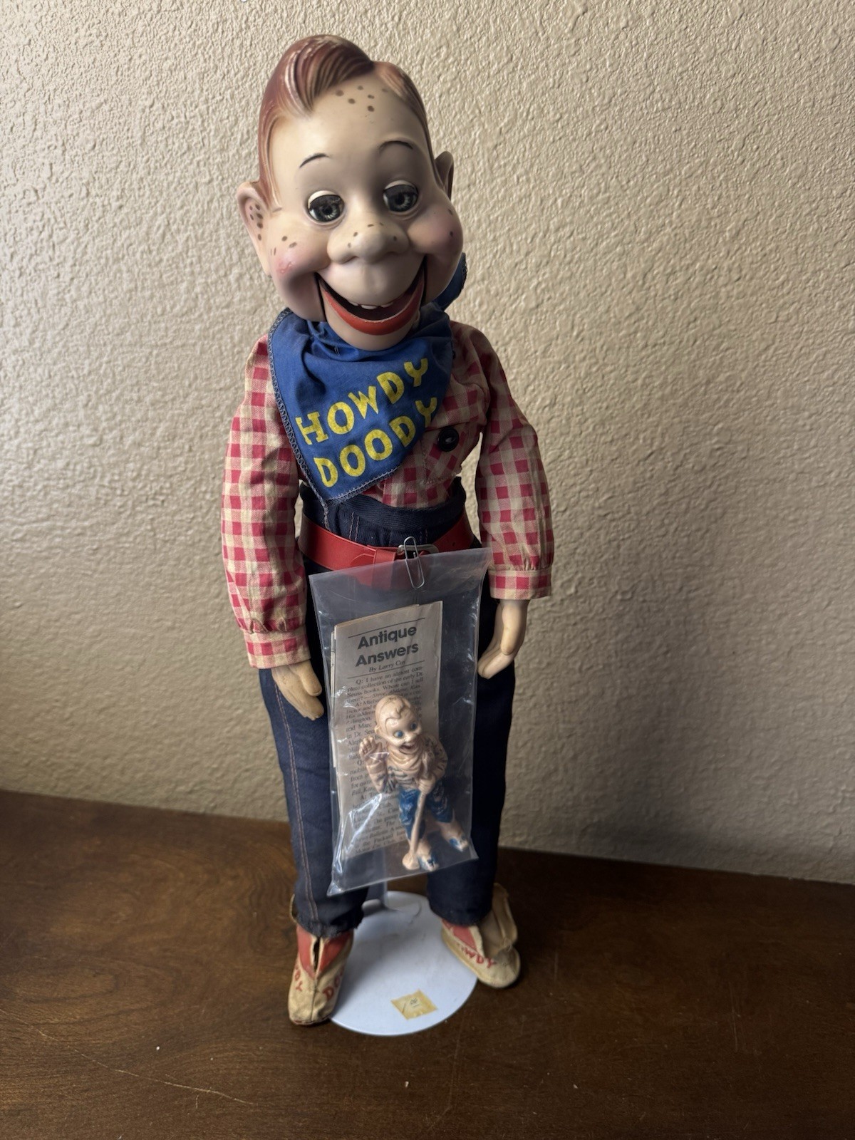 Original Howdy Doody Doll 1950s - 137 With Extra Small Howdy Doody Original Howdy Doody Doll 1950s - 137 With Extra Small Howdy Doody