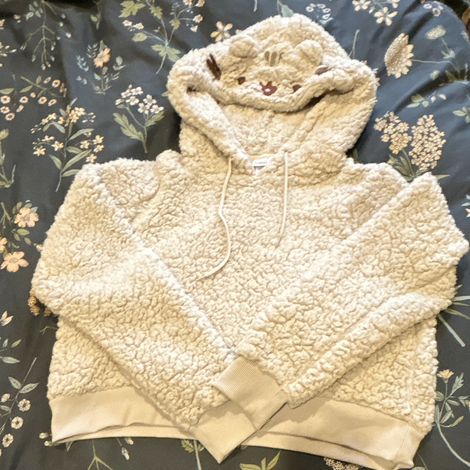 Pusheen Beige Fleece Cropped Hoodie Size M, 2019 Collection