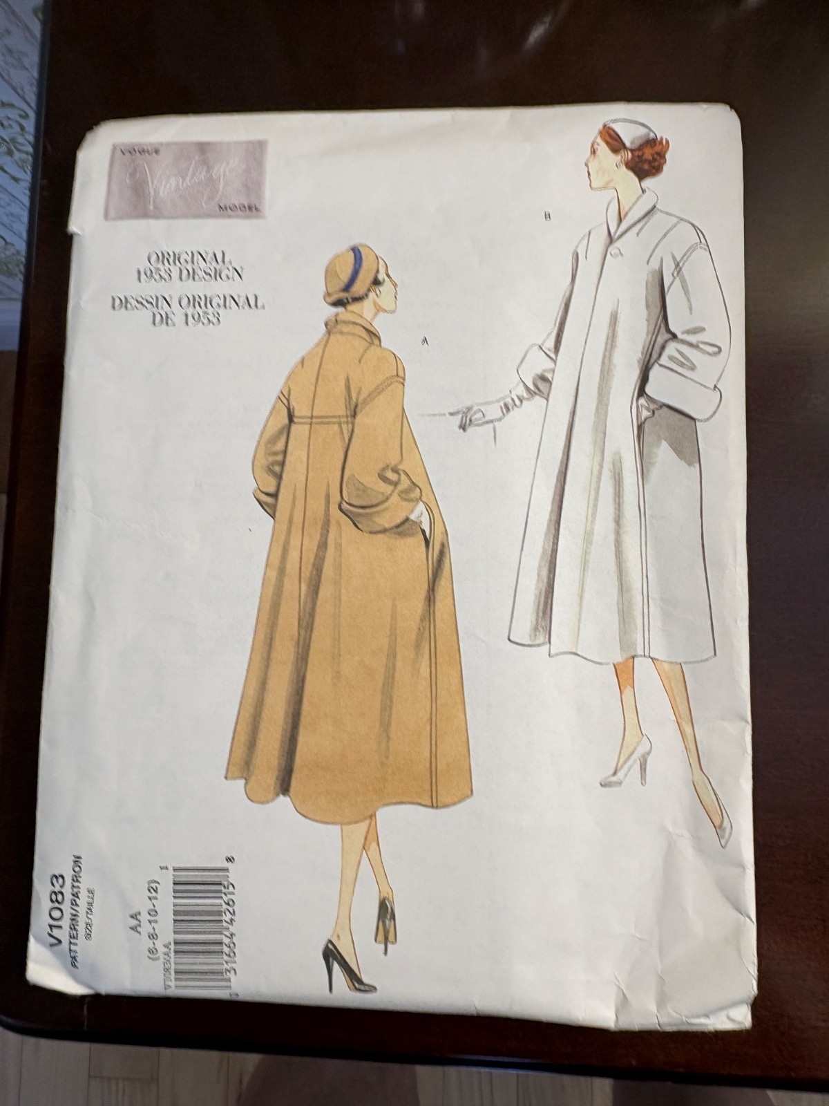 Brand new uncut Vogue patterns, women's Brand new uncut Vogue patterns, women's