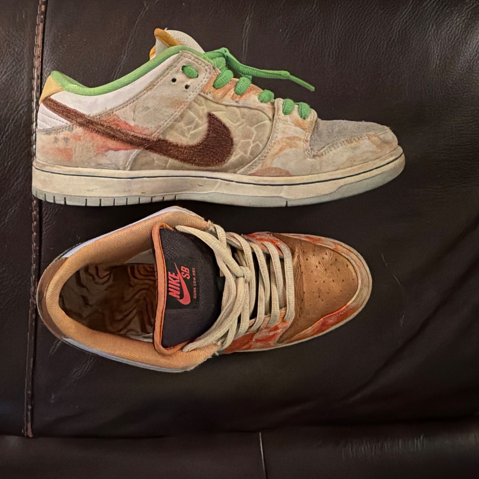 Nike SB Dunk Low Street Hawker