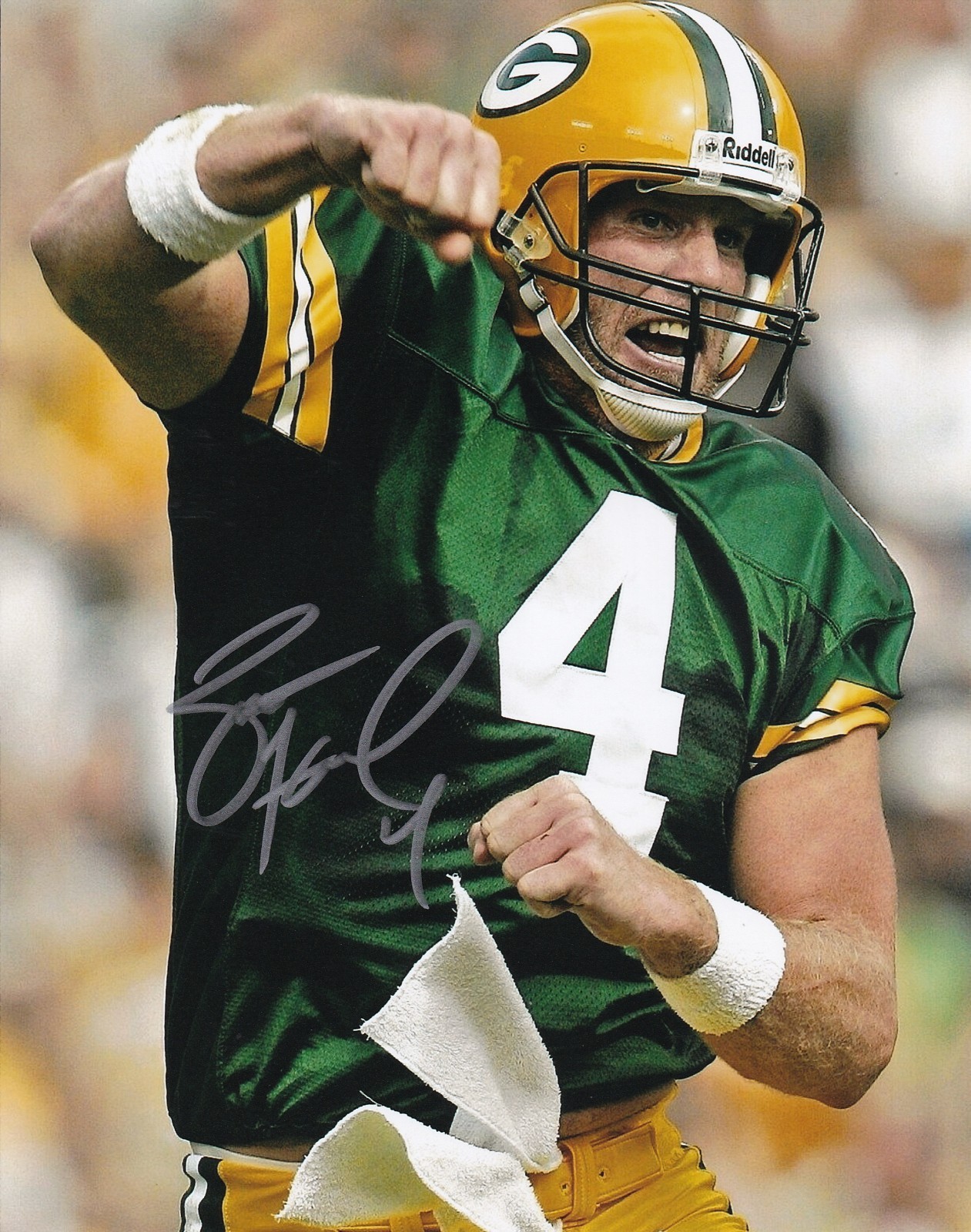 Autographed Brett Farve 8x10 Original Photo LOA Autographed Brett Farve 8x10 Original Photo LOA