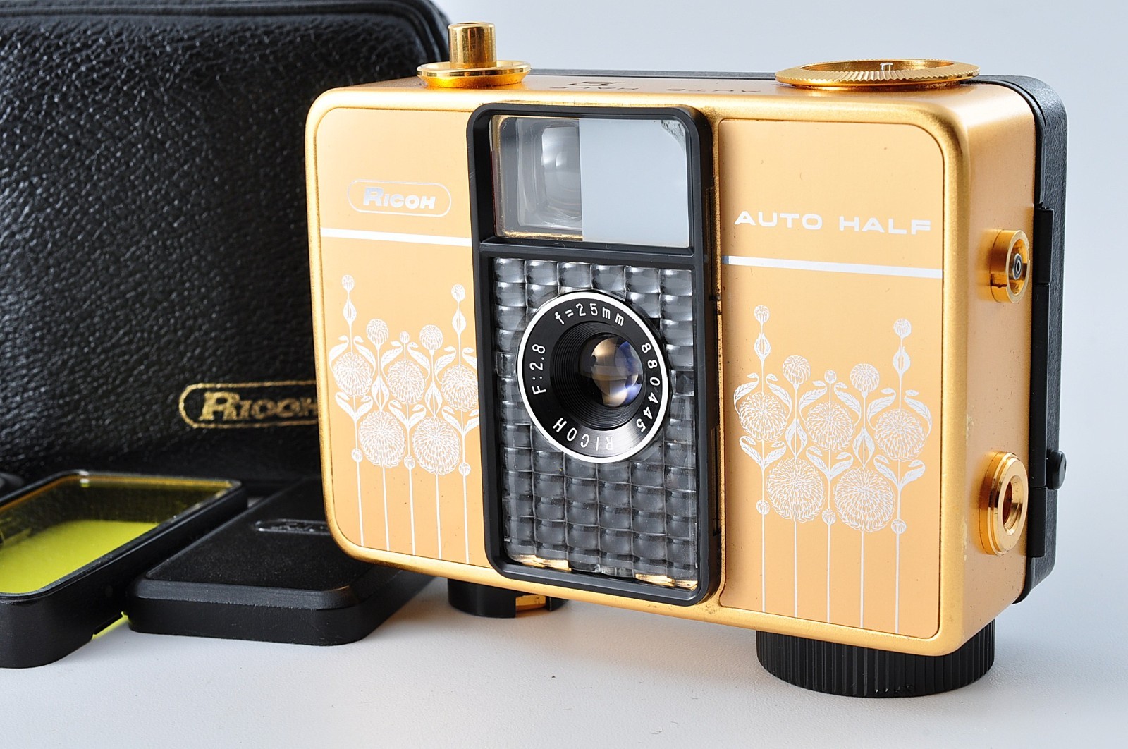 READ《APP MINT w/CASE Lens Filter》Ricoh Auto Half Frame E GOLD Film Camera JAPAN✈