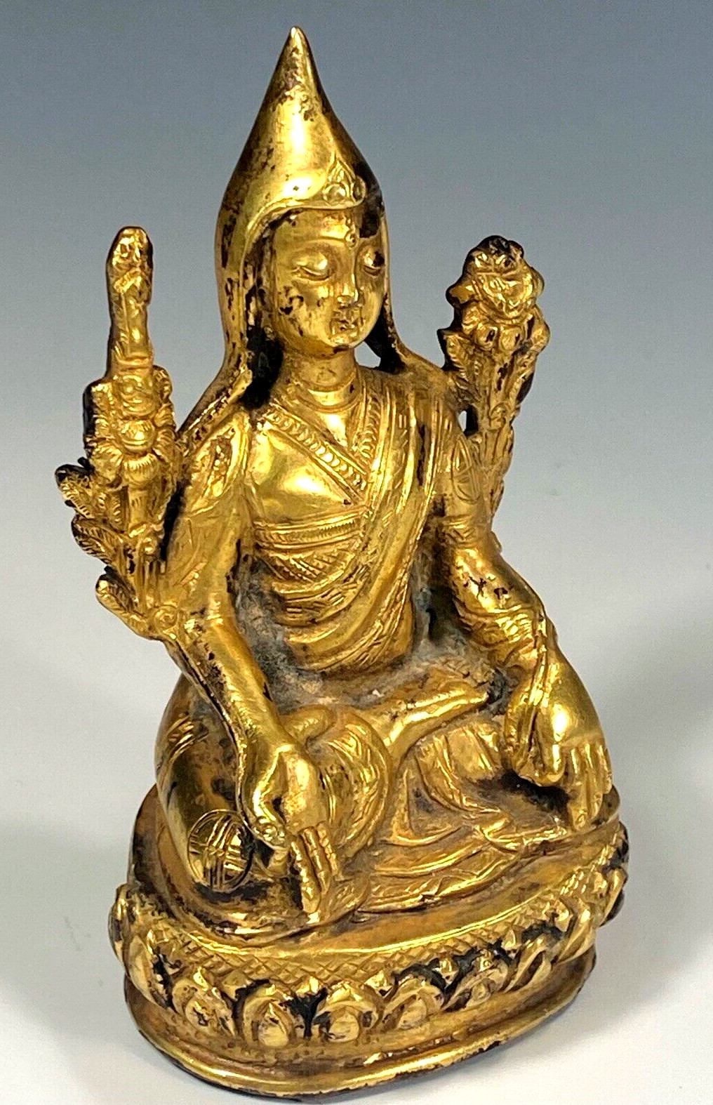 Very Fine Old Sino Tibetan Tibet Himalayan gilded Bronze Statue of Atisha Very Fine Old Sino Tibetan Tibet Himalayan gilded Bronze Statue of Atisha