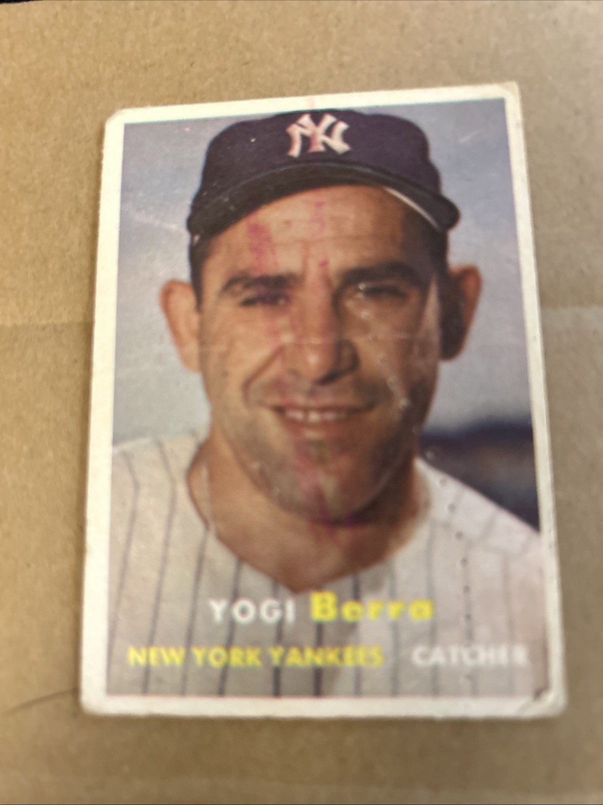 1957 Topps #2 Yogi Berra New York Yankees HOF PR 1957 Topps #2 Yogi Berra New York Yankees HOF PR