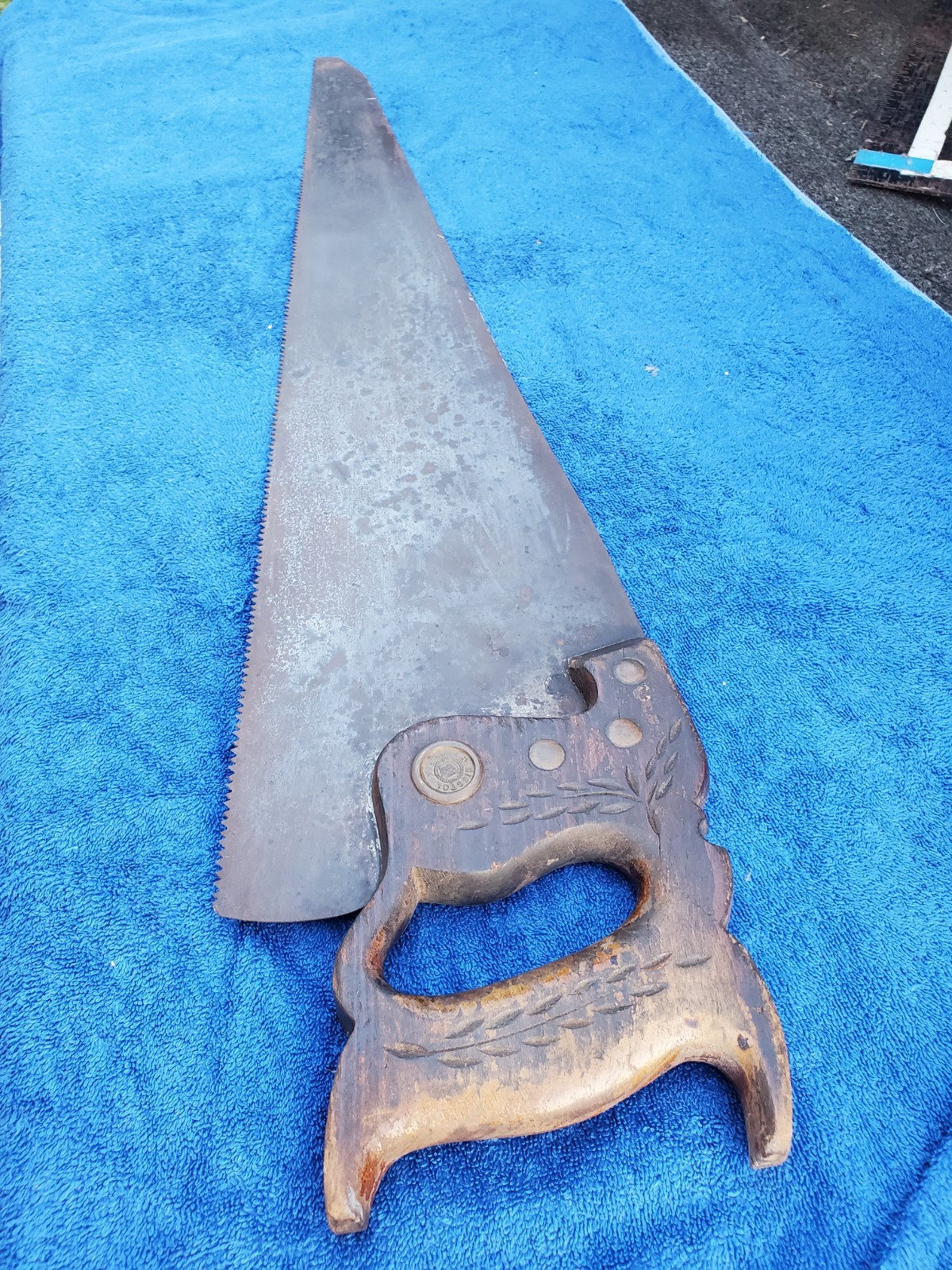 Antique Disston Hand Saw Wheat Carved Applewood Handle 8 Point 1917-1927 #12 Antique Disston Hand Saw Wheat Carved Applewood Handle 8 Point 1917-1927 #12