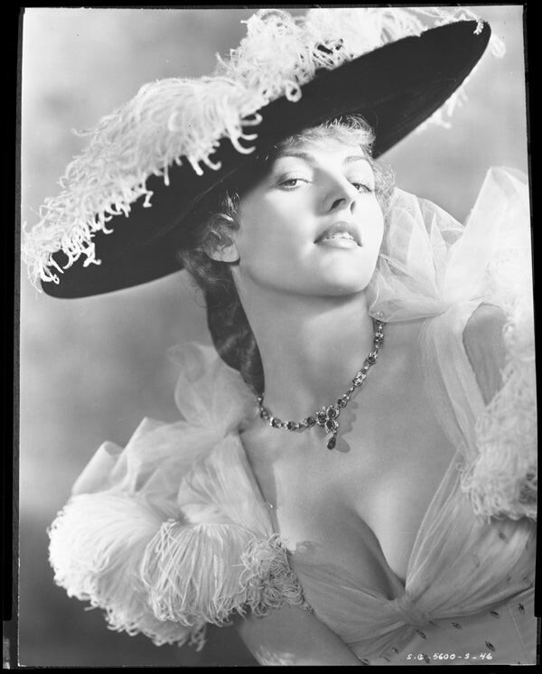 Lillian Bond Breathtaking Busty Glamour Pose 1930\'s Vintage 8x10 Studio Negative