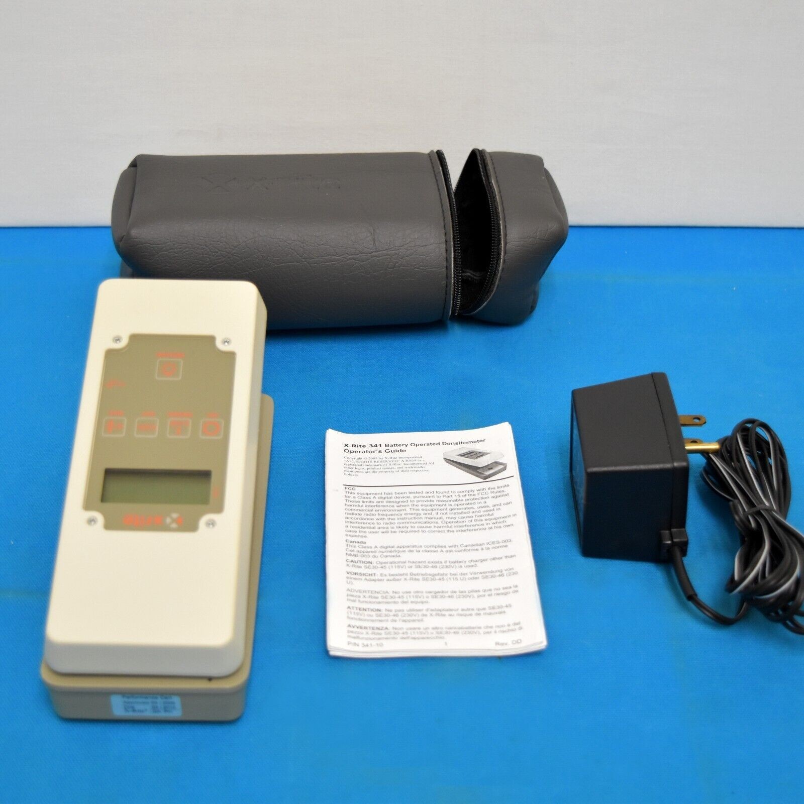 X-Rite 341 2nd Generation Battery Operated B/W Transmission/Dot Densitometer