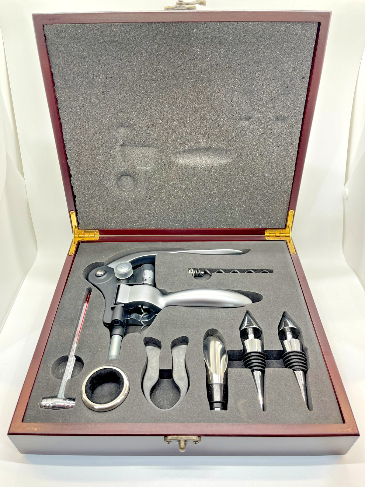 9 piece Vintage Google Branded  Wine Opener Kit in 8.5\