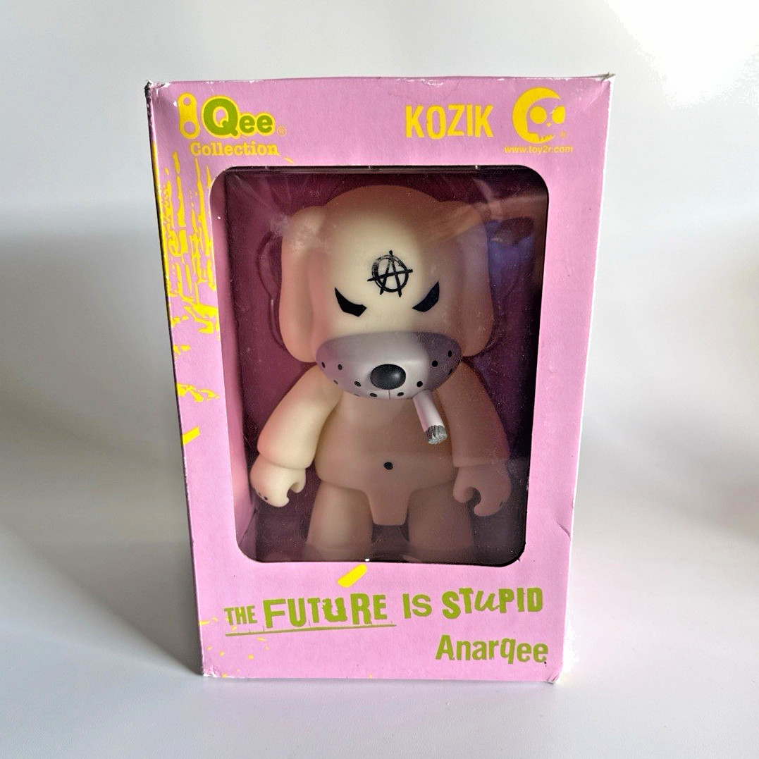 Toy2R Qee Kozik AnarQee Figure The Future Is Stupid Cream Color With Box