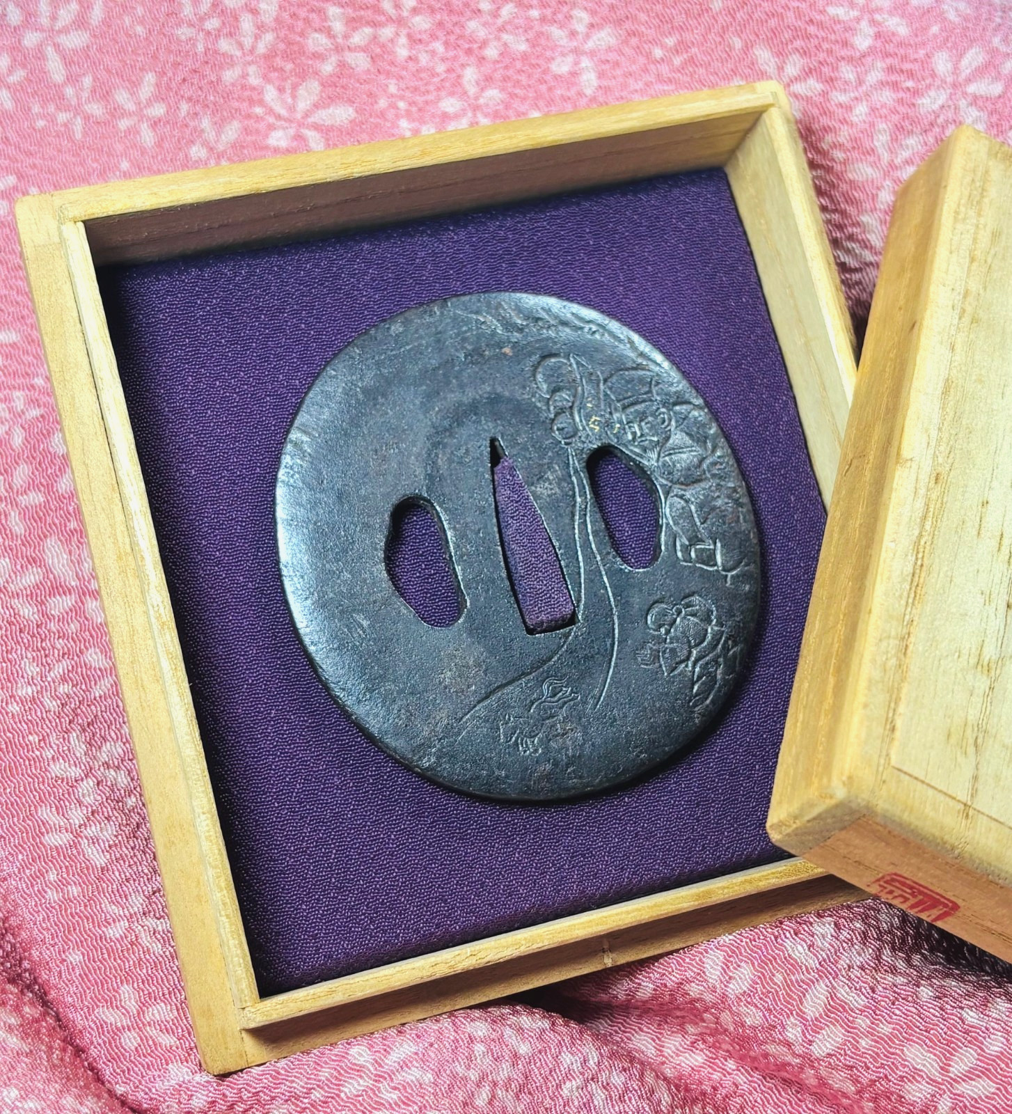 Antique Japanese Iron Tsuba Chokaro Horse Gourd Motif Edo w/ Kiri Box