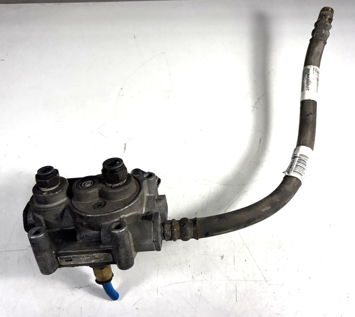 PETERBILT Bendix TP-5 Tractor Protection Valve K066311 PETERBILT Bendix TP-5 Tractor Protection Valve K066311