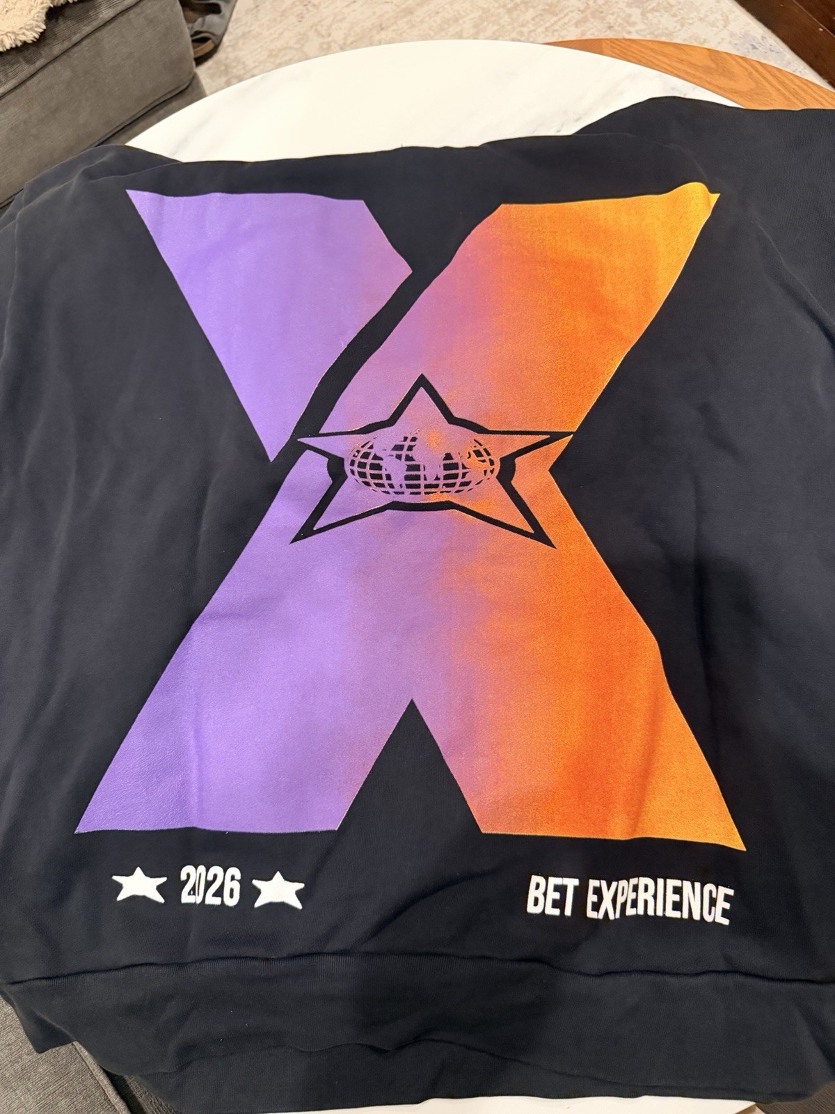 Limited Edition Barriers Worldwide x BET Experience 2026 Hoodie NWT XL Limited Edition Barriers Worldwide x BET Experience 2026 Hoodie NWT XL
