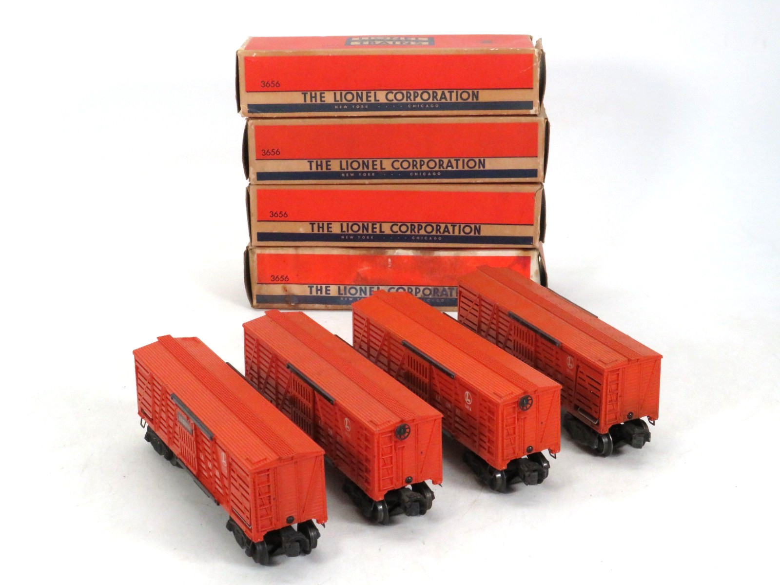Lionel Trains 3656 Operating Cattle Car 4 Pack, O Gauge