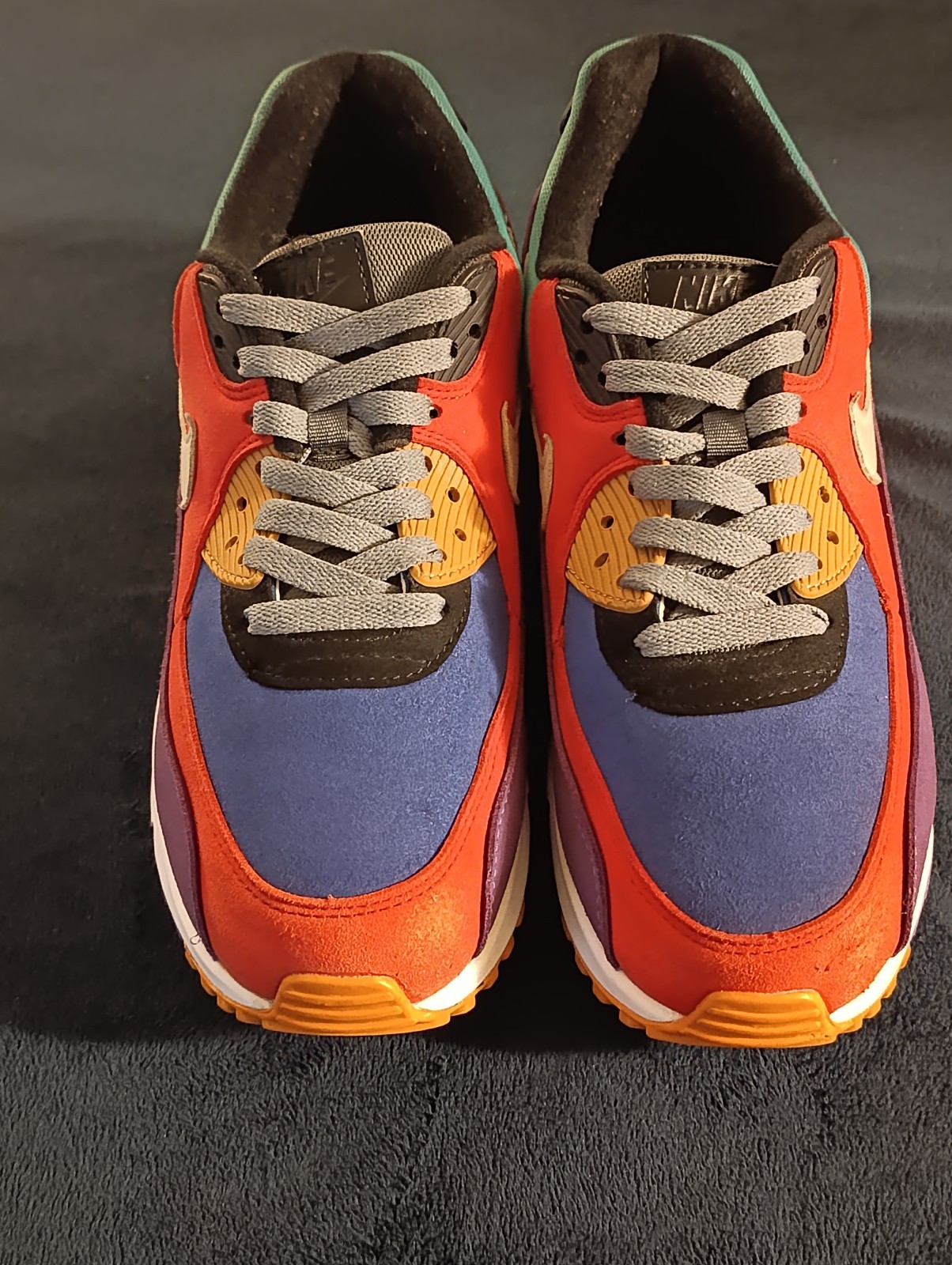 Nike Air Max Multicolor sneakers men size 11 *used in great shape* Nike Air Max Multicolor sneakers men size 11 *used in great shape*