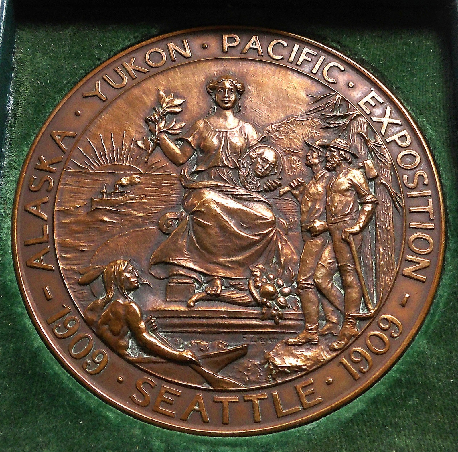 1909 Alaska Yukon Pacific Exposition Gold Medal Award Bronze Medal Gorham Co BOx