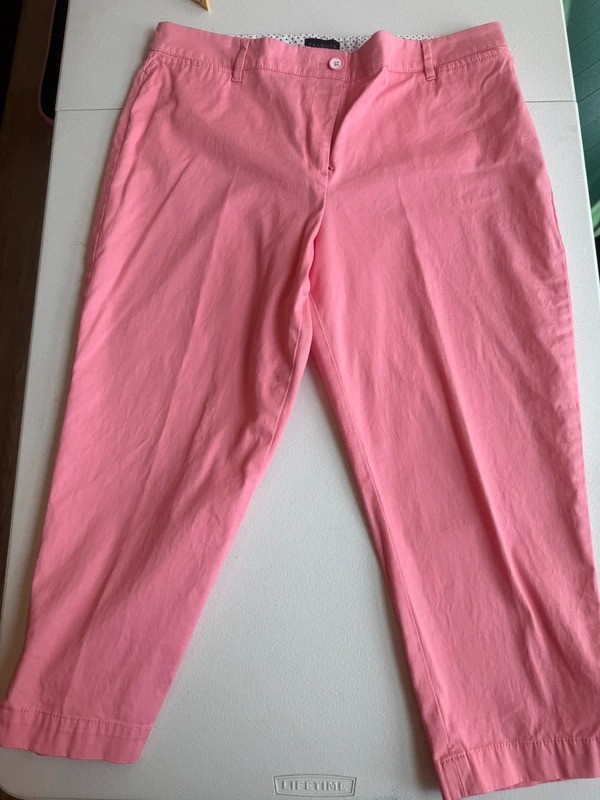 Talbots Perfect Crop Pants Pink Size 14P Talbots Perfect Crop Pants Pink Size 14P