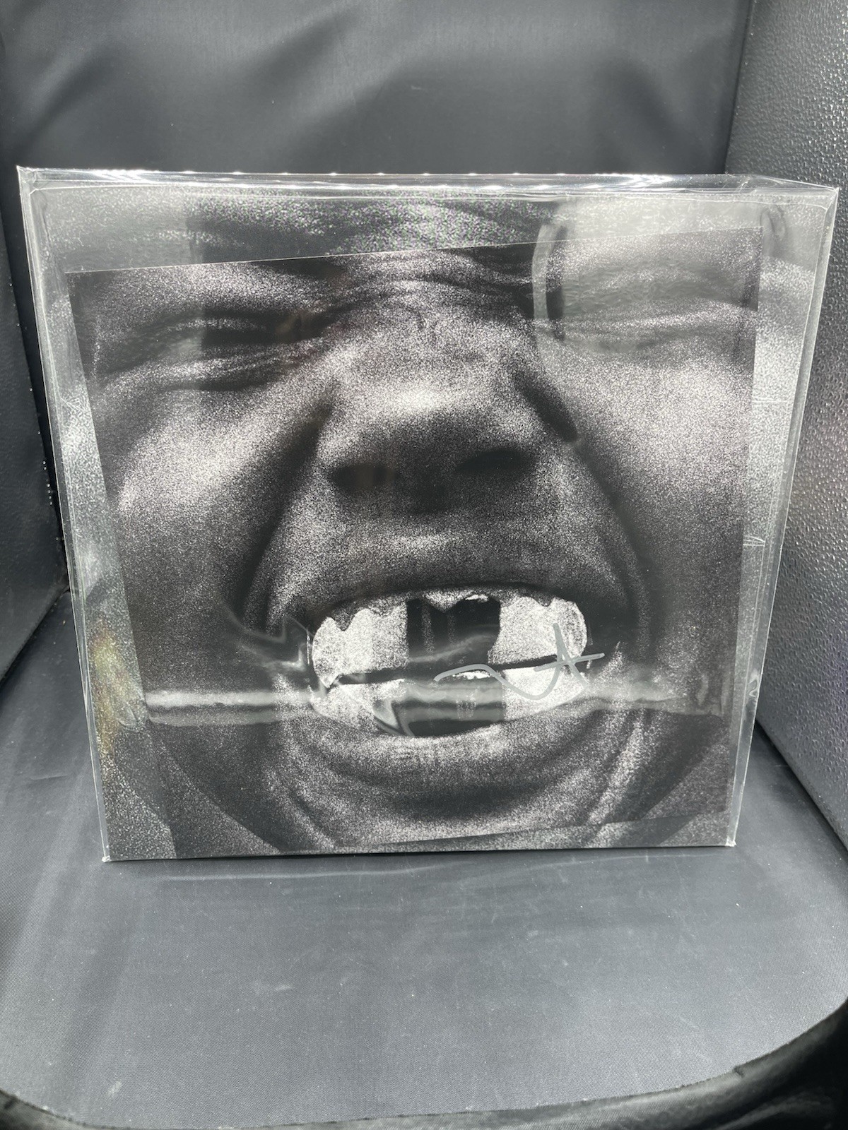 SIGNED Kanye West Bully - Vinyl LP SIGNED Kanye West Bully - Vinyl LP