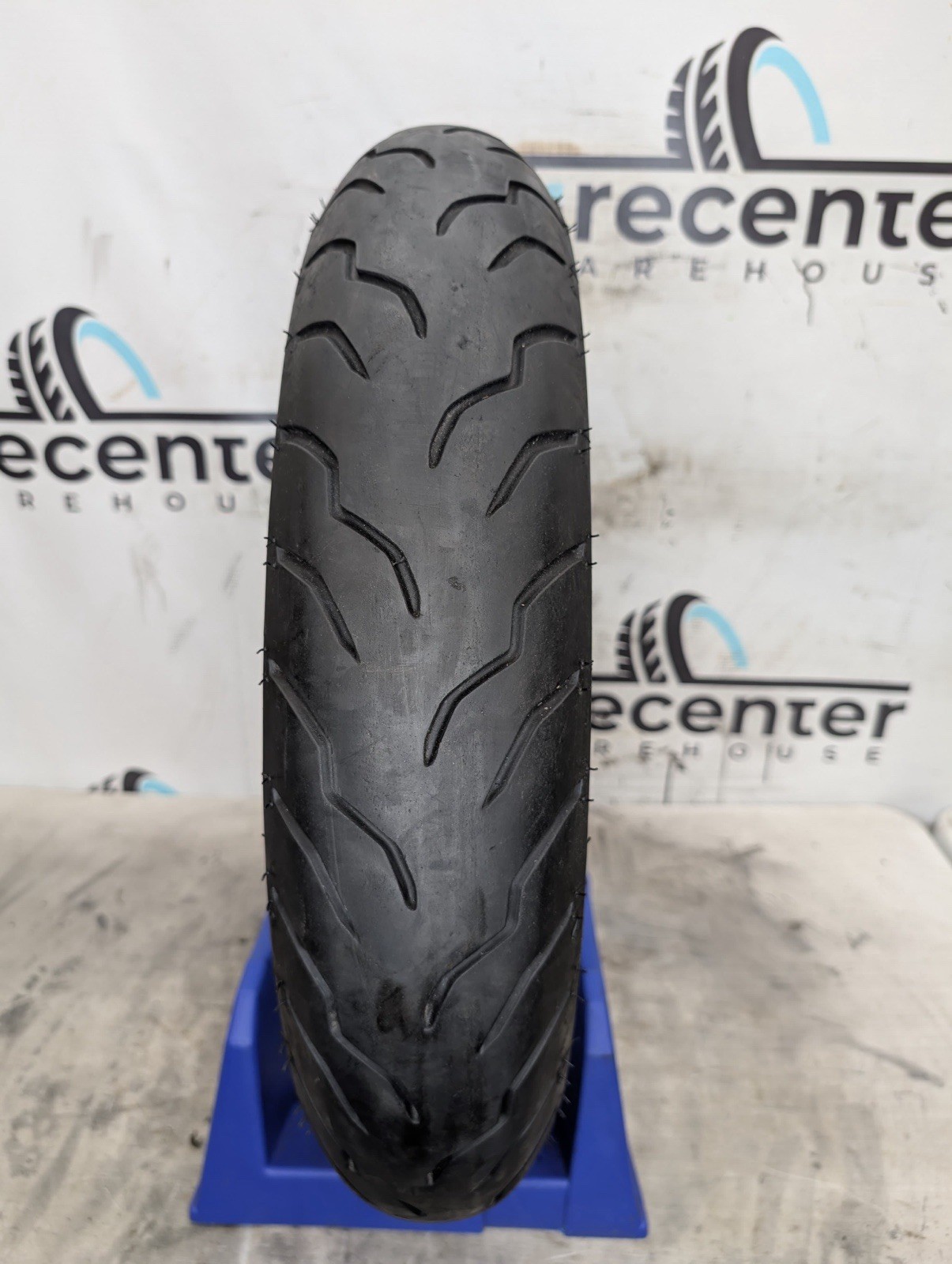 Dunlop American Elite Front Motorcycle Tire 130/60 130/60B19 19\
