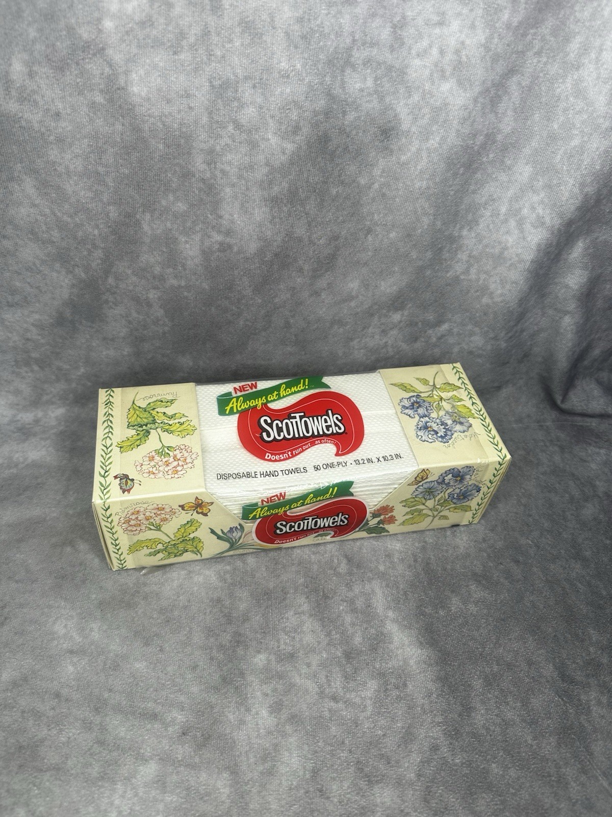 SCOTTOWELS Disposable Hand Towels NEW Boxed Vintage 1987 Scott Towels 50 Count SCOTTOWELS Disposable Hand Towels NEW Boxed Vintage 1987 Scott Towels 50 Count