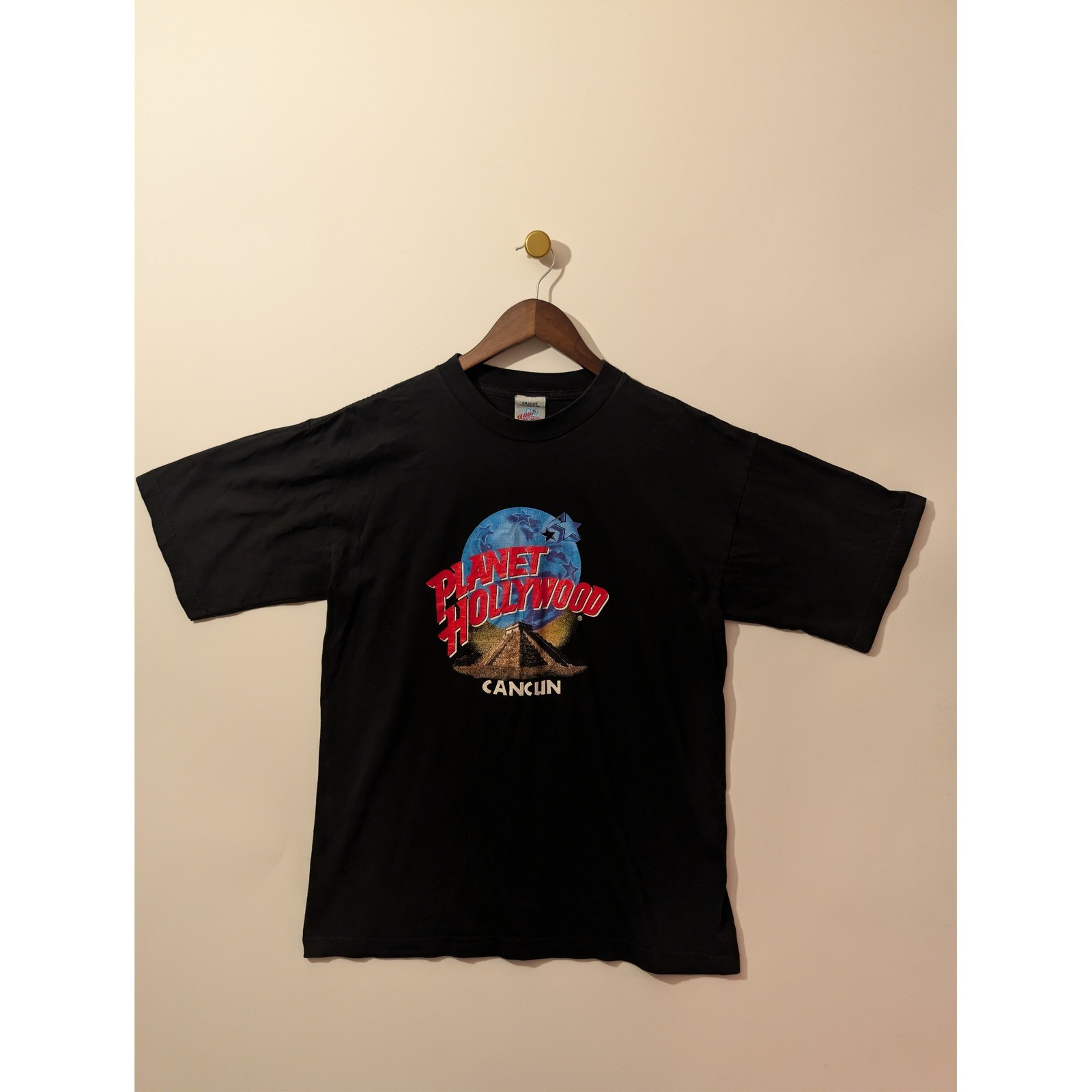 Planet Hollywood T-Shirt Mens Large Black Excellent Cancun Graphic Vintage