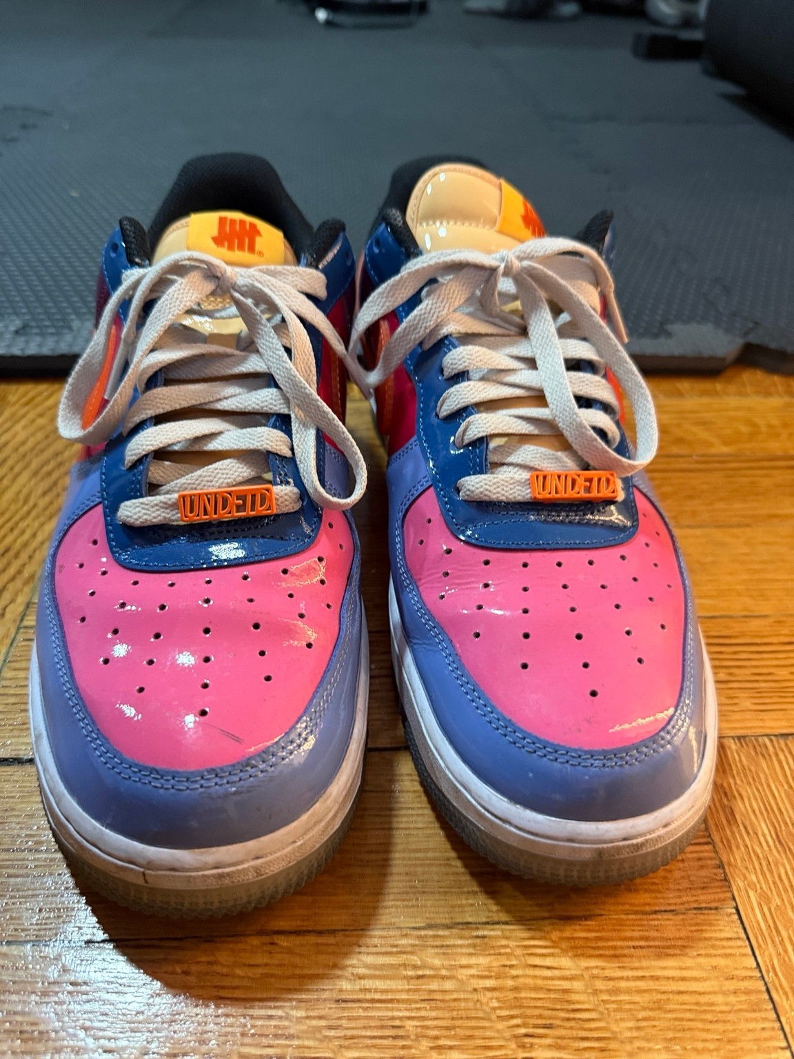 Size 11 - Undefeated x Nike Air Force 1 Low Total Orange