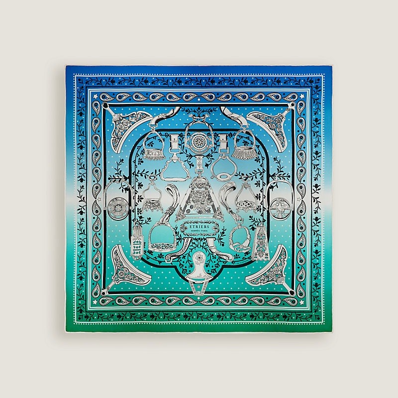 NIB Auth Hermès Etriers Remix Bandana Scarf 55 Ombré Gradient Bleu /Blanc /Vert NIB Auth Hermès Etriers Remix Bandana Scarf 55 Ombré Gradient Bleu /Blanc /Vert