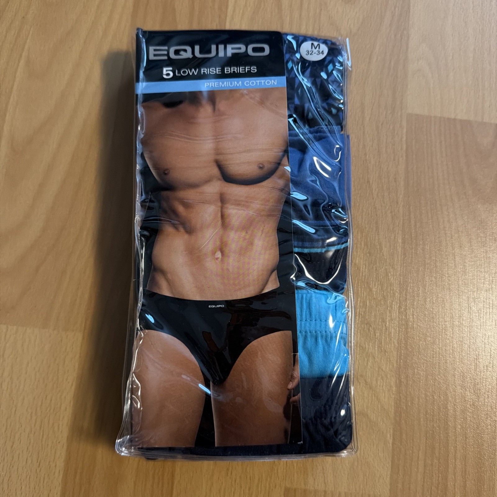 Men\'s Equipo Low Rise Briefs - M - Brand New Men\'s Equipo Low Rise Briefs - M - Brand New