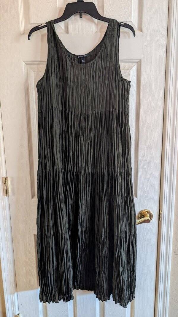 NWOT $378 SZ SM Eileen Fisher Seaweed Crushed Silk Habutai Tiered Dress