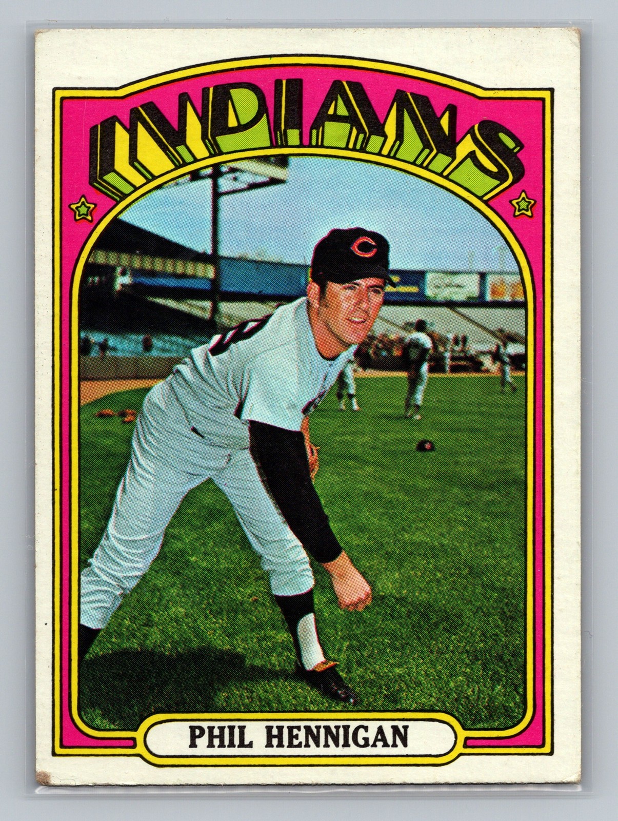 1972 Topps #748 Phil Hennigan Cleveland Indians High Number Vintage Card VG-EX 1972 Topps #748 Phil Hennigan Cleveland Indians High Number Vintage Card VG-EX