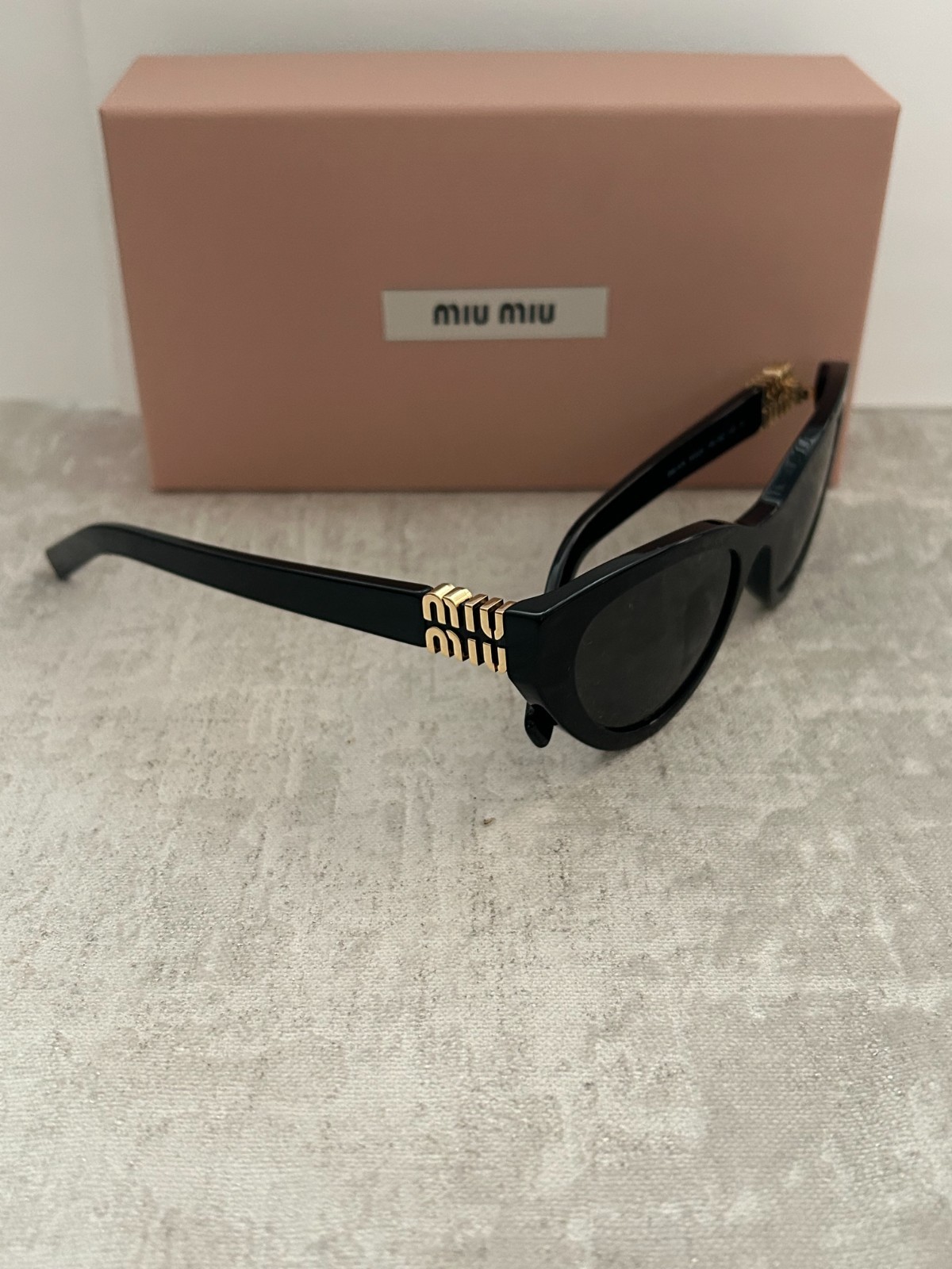 NEW:MIU MIU Sunglass A04S Black Frame/Dark Grey Lense 100% Authentic Never Worn